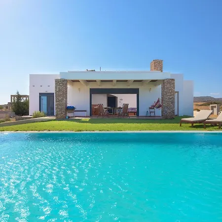 Cristelia Seafront & Pool Lachania